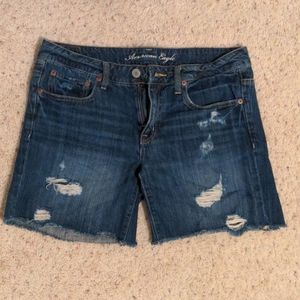 American Eagle distressed Bermuda shorts